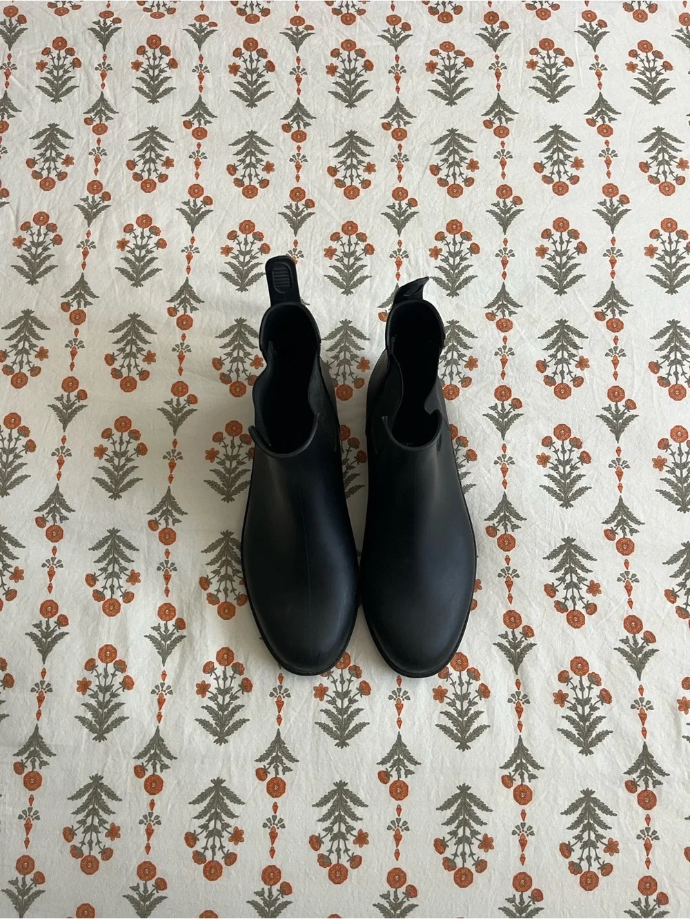 Chelsea rain boots